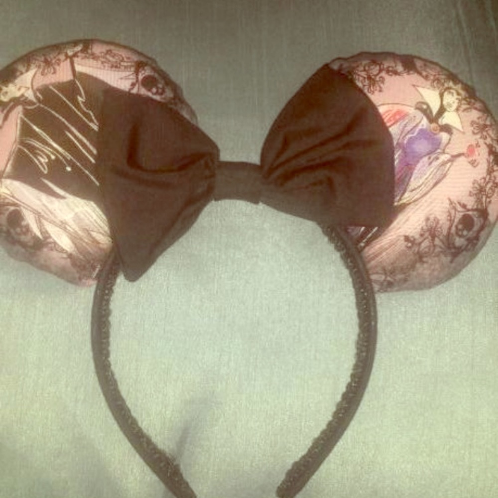 Minnie Ears- Custom made